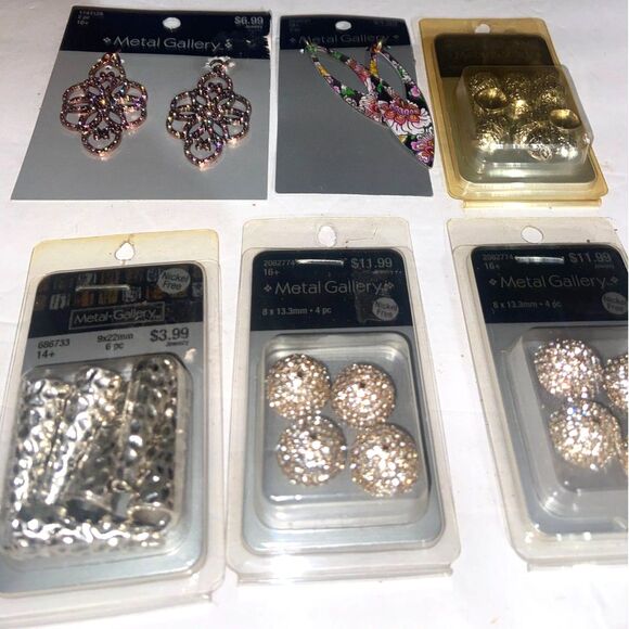 NIP Lot Of 10 Metal Gallery Bead Ends Caps Spacers Multiple Sizes Styles - Picture 2 of 4